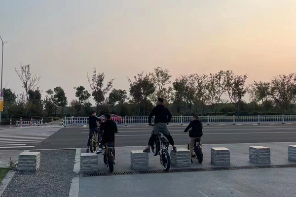 <p>Comprehensive Guide to Electric Bicycle Components</p>